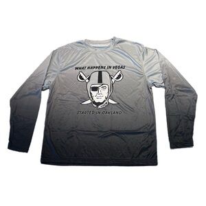 NWOT Medium “What happens in Vegas started in Oakland” long sleeve top